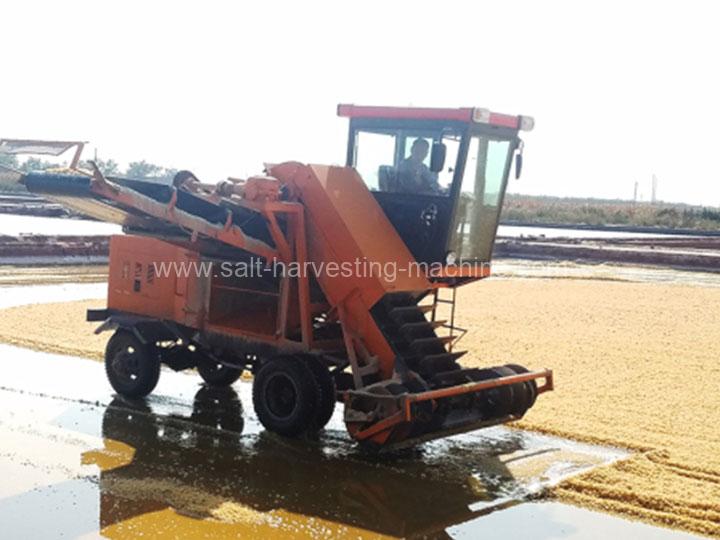 salt collector harvester machine 