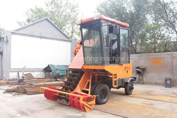 Sea salt harvesting machine