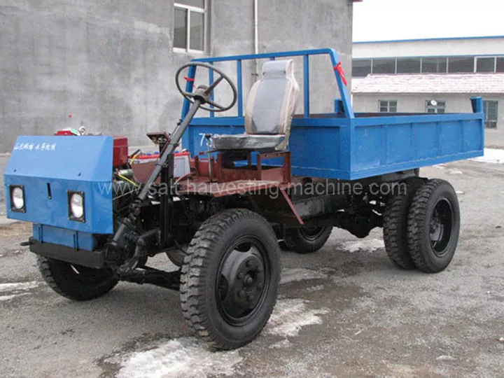 What are the advantages of road salt truck?