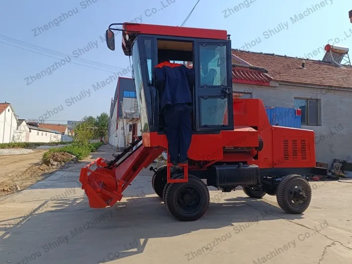Key Factors To Consider When Choosing A Sea Salt Harvester Machine 3 Tire-type salt collecting machine